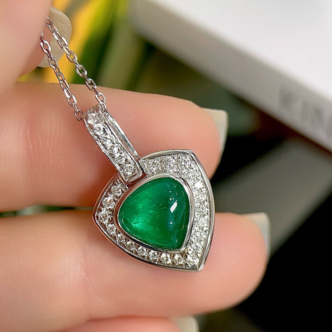 14k Gold 1.94 Ctw Vivid Green Natural Emerald & Diamond Pendant( Without Chain ) - 4