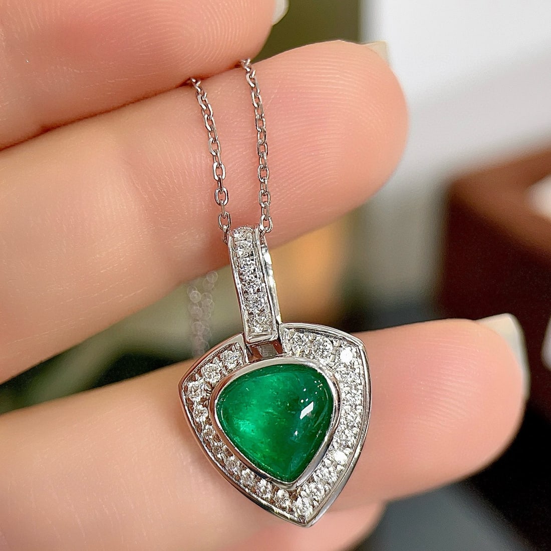 14k Gold 1.94 Ctw Vivid Green Natural Emerald & Diamond Pendant( Without Chain ) - 5