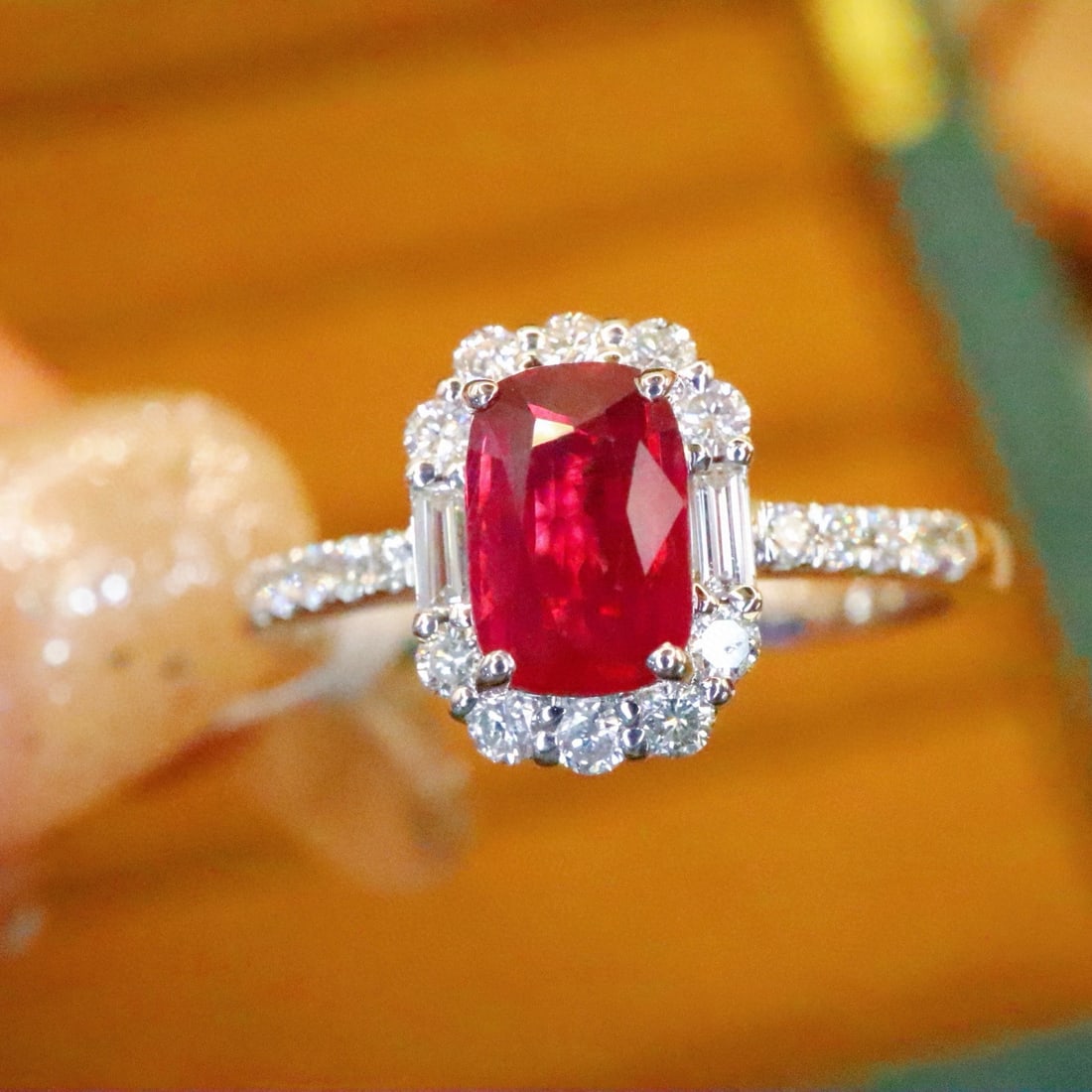14k Gold 1.33 Ctw Natural Ruby & Diamond Ring: Ref:230984210 // gold content:14k gold // ring size:7. 25us // // main gemstone:ruby // shape:cushion // carat weight:1. 00ct // color:pigeonblood red // treatment:natural // // adjacent gemstone 2 : 