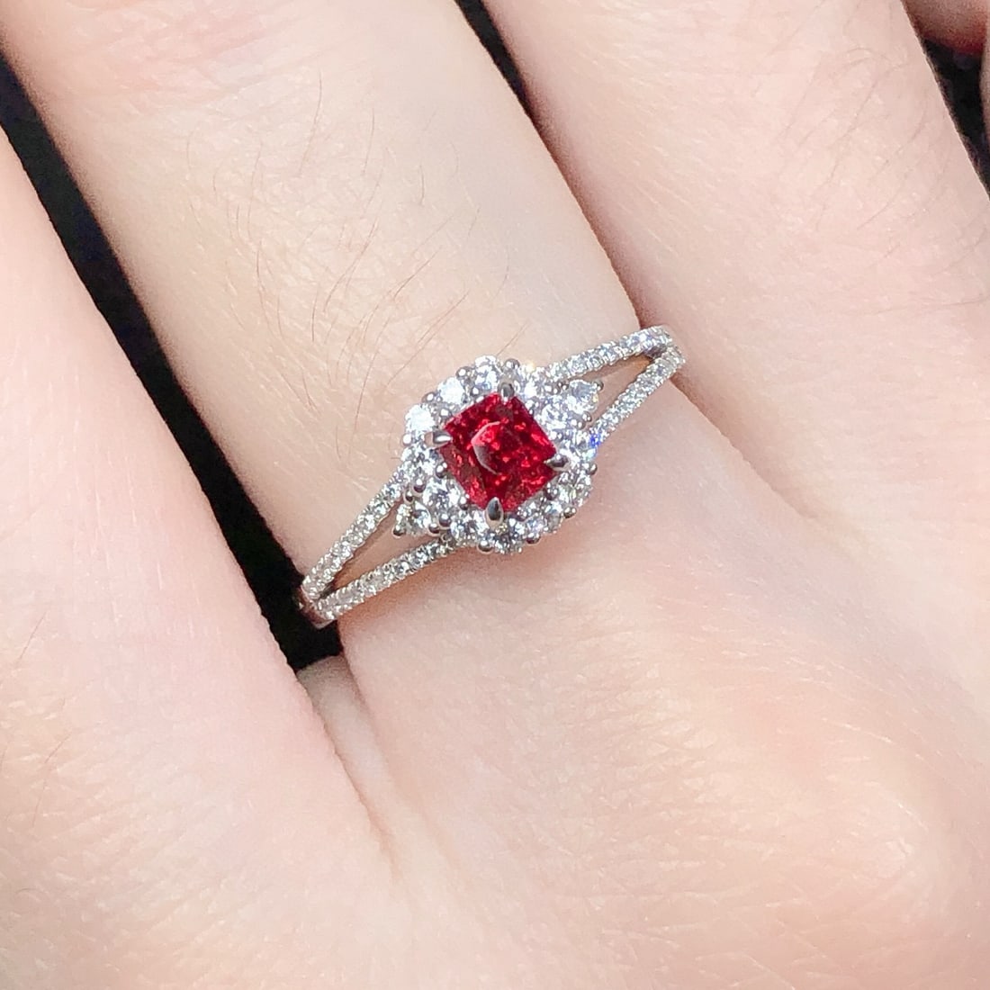 14k Gold 0.93 Ctw Natural Spinel & Diamond Ring - 8