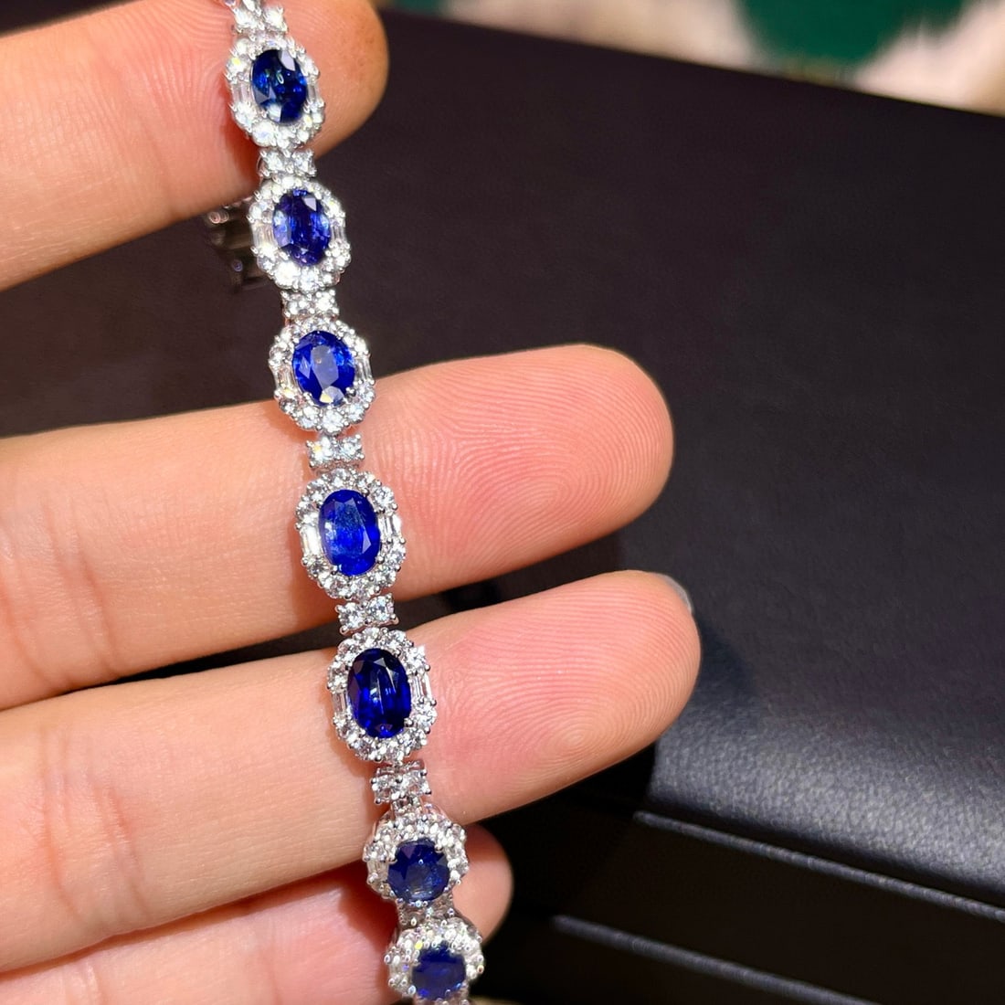 14k Gold 8.05 Ctw Natural Sapphire & Sapphire Bracelet - 4