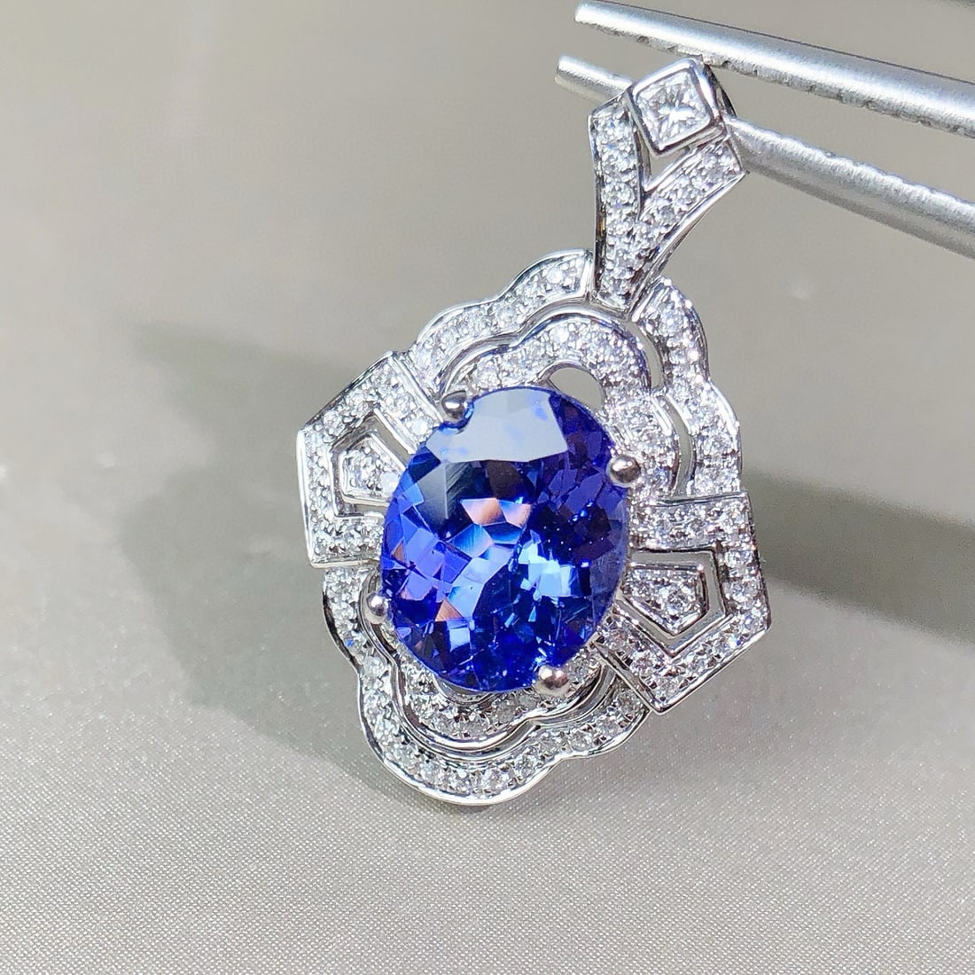 14k Gold 2.00 Ctw Natural Tanzanite & Diamond Pendant( Without Chain ) - 6