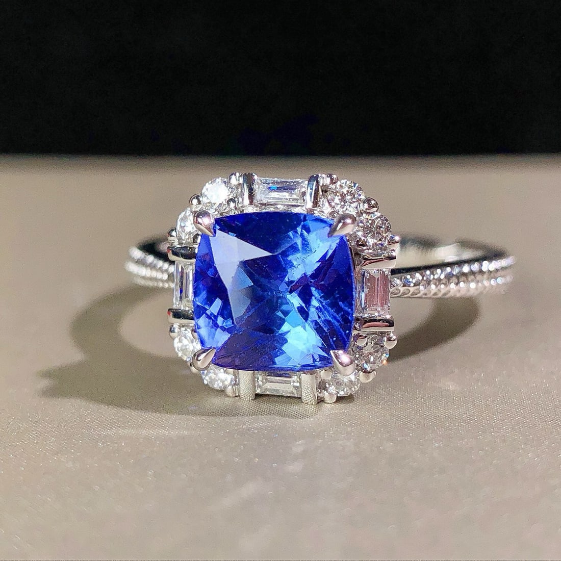 14k Gold 2.00 Ctw Natural Tanzanite & Diamond Ring: Ref:230984244 // gold content:14k gold // ring size:7. 25us // // main gemstone:tanzanite // shape:cushion // carat weight:1. 77ct // color:blue // treatment:natural // // adjacent gemstone 2 :