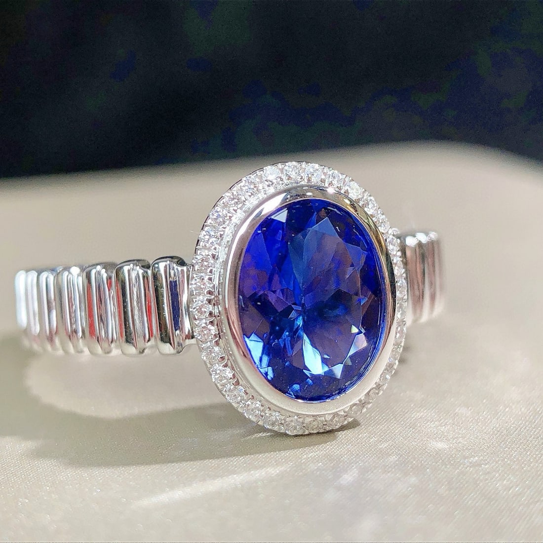 14k Gold 1.34 Ctw Natural Tanzanite & Diamond Ring - 3