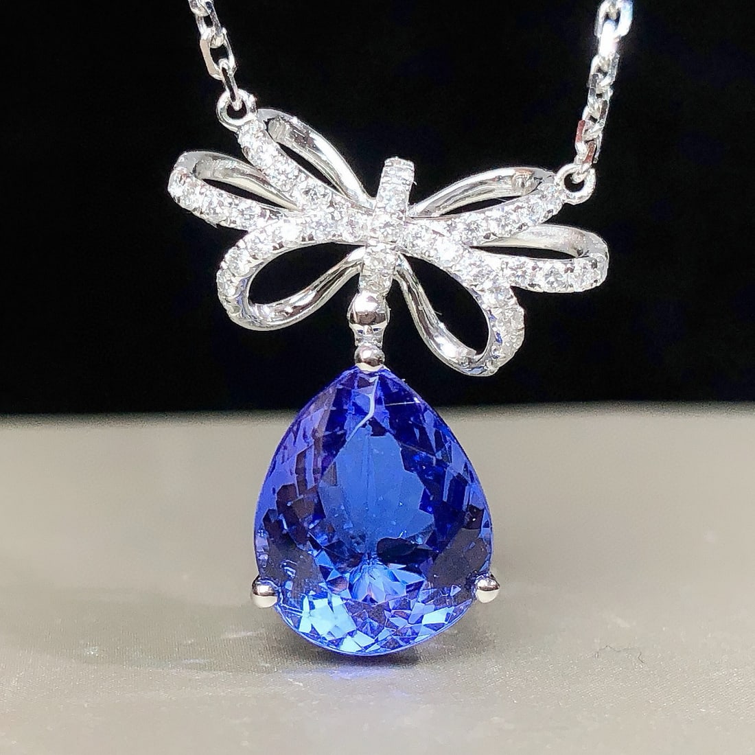 14k Gold 3.72 Ctw Natural Tanzanite & Diamond Necklace - 5