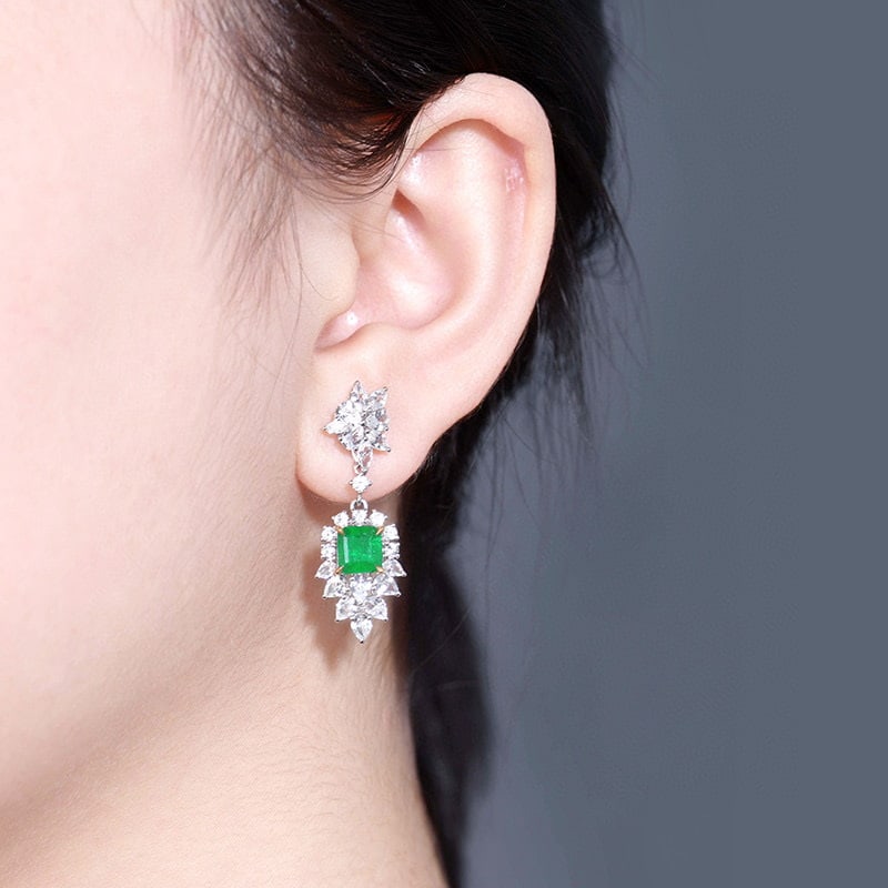 14k Gold 1.77 Ct Vivid Green Natural Emerald & Sapphire Earrings - 4