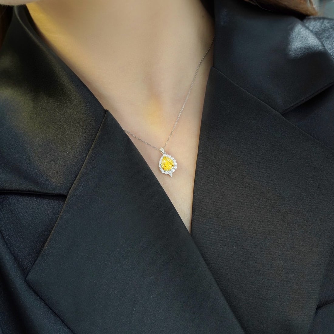 14k Gold 1.42 Ctw Natural Yellow Diamond & Diamond Necklace - 3