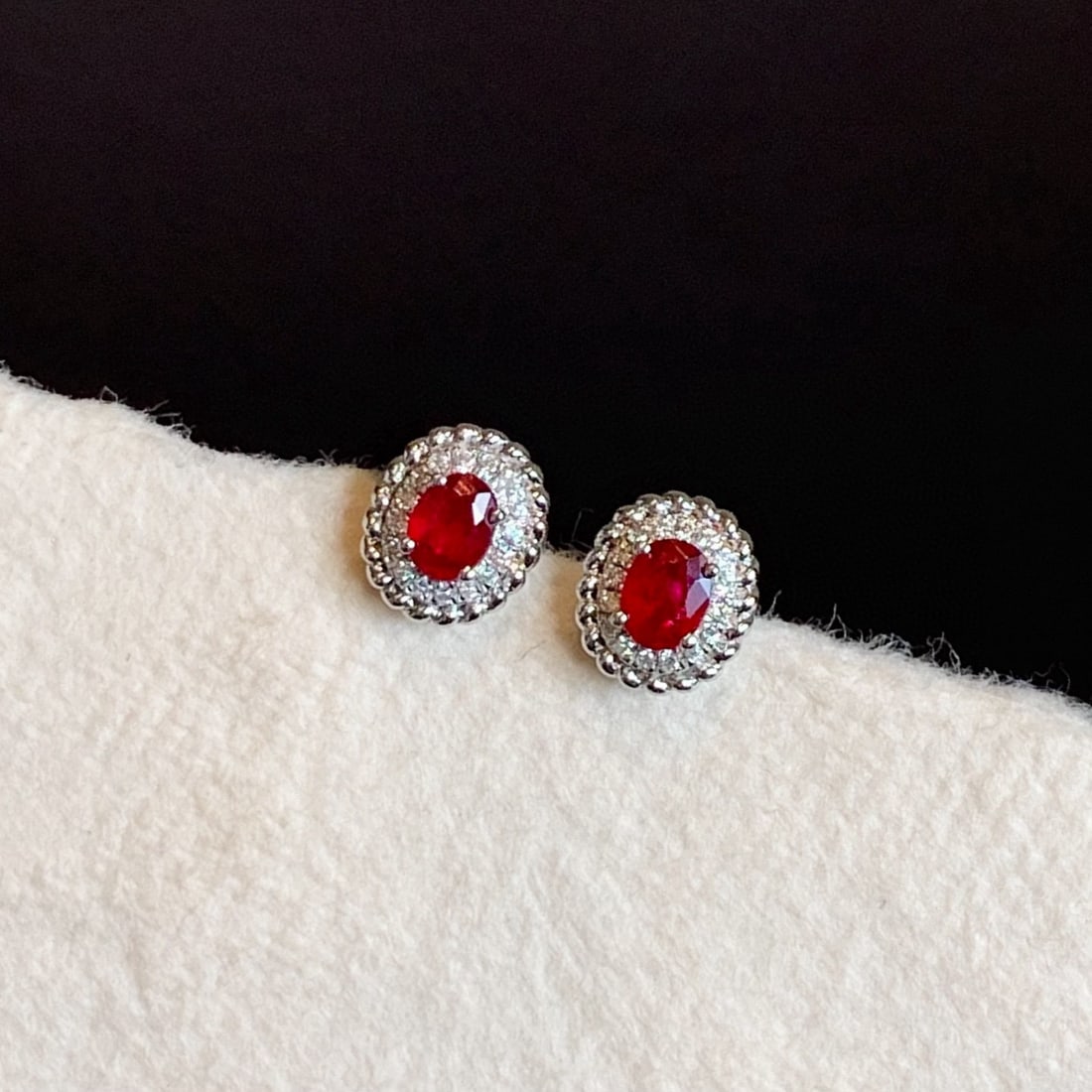 14k Gold 0.6 Ctw Natural Ruby & Diamond Earrings - 4