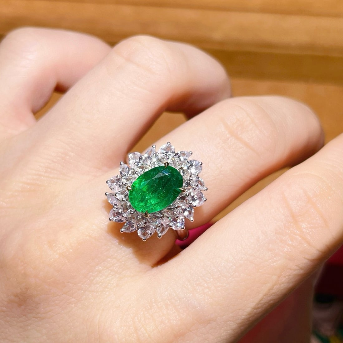 14k Gold 2.42 Ctw Vivid Green Natural Emerald & Diamond Ring/pendant( Without Chain ) - 4