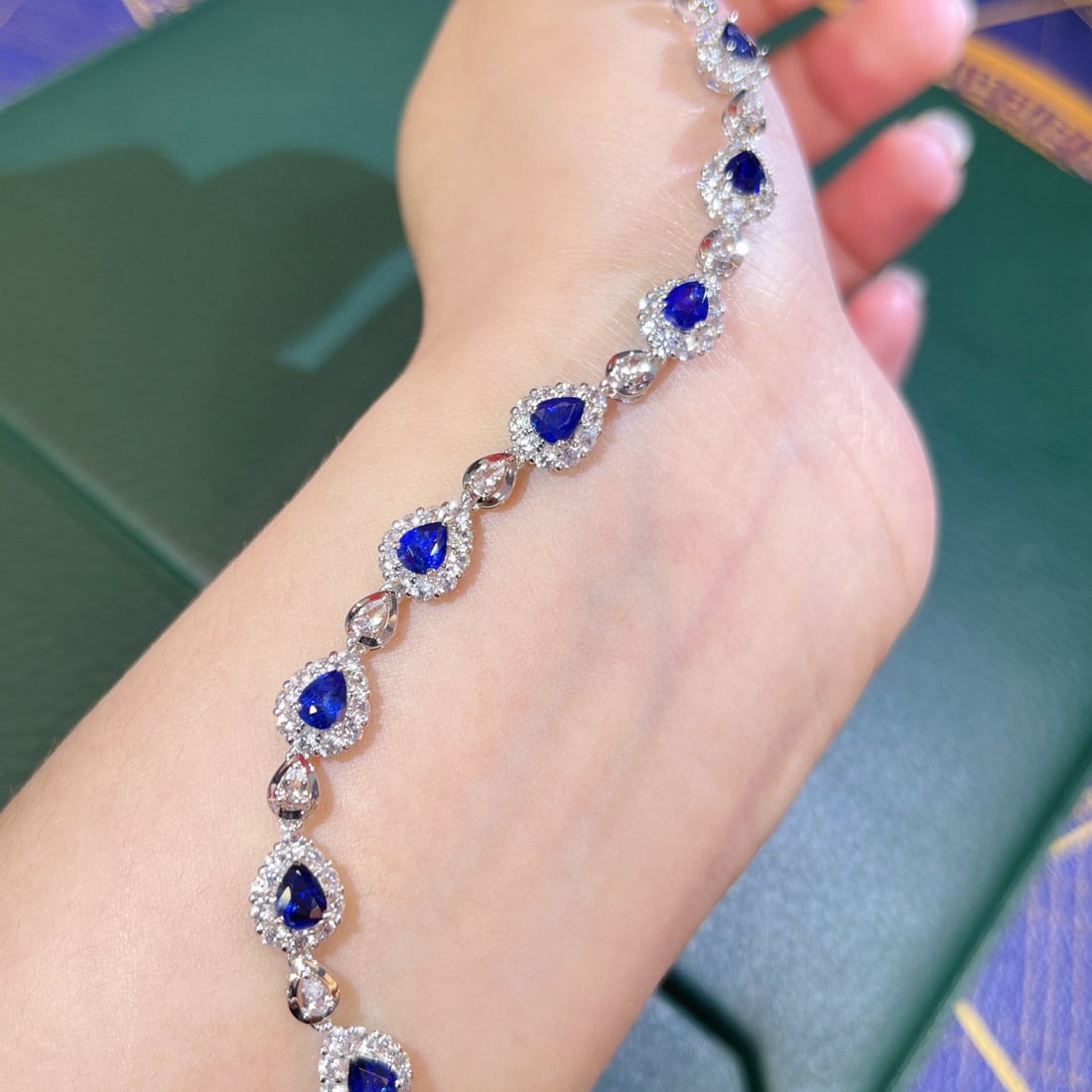 14k Gold 8.41 Ctw Vivid Blue Natural Sapphire & Sapphire Bracelet - 5