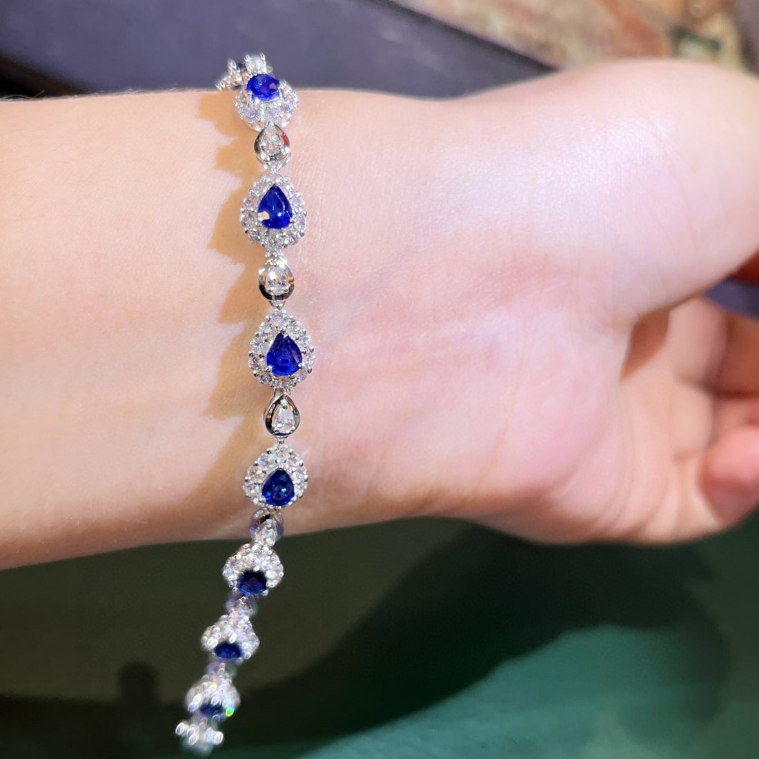 14k Gold 8.41 Ctw Vivid Blue Natural Sapphire & Sapphire Bracelet - 7