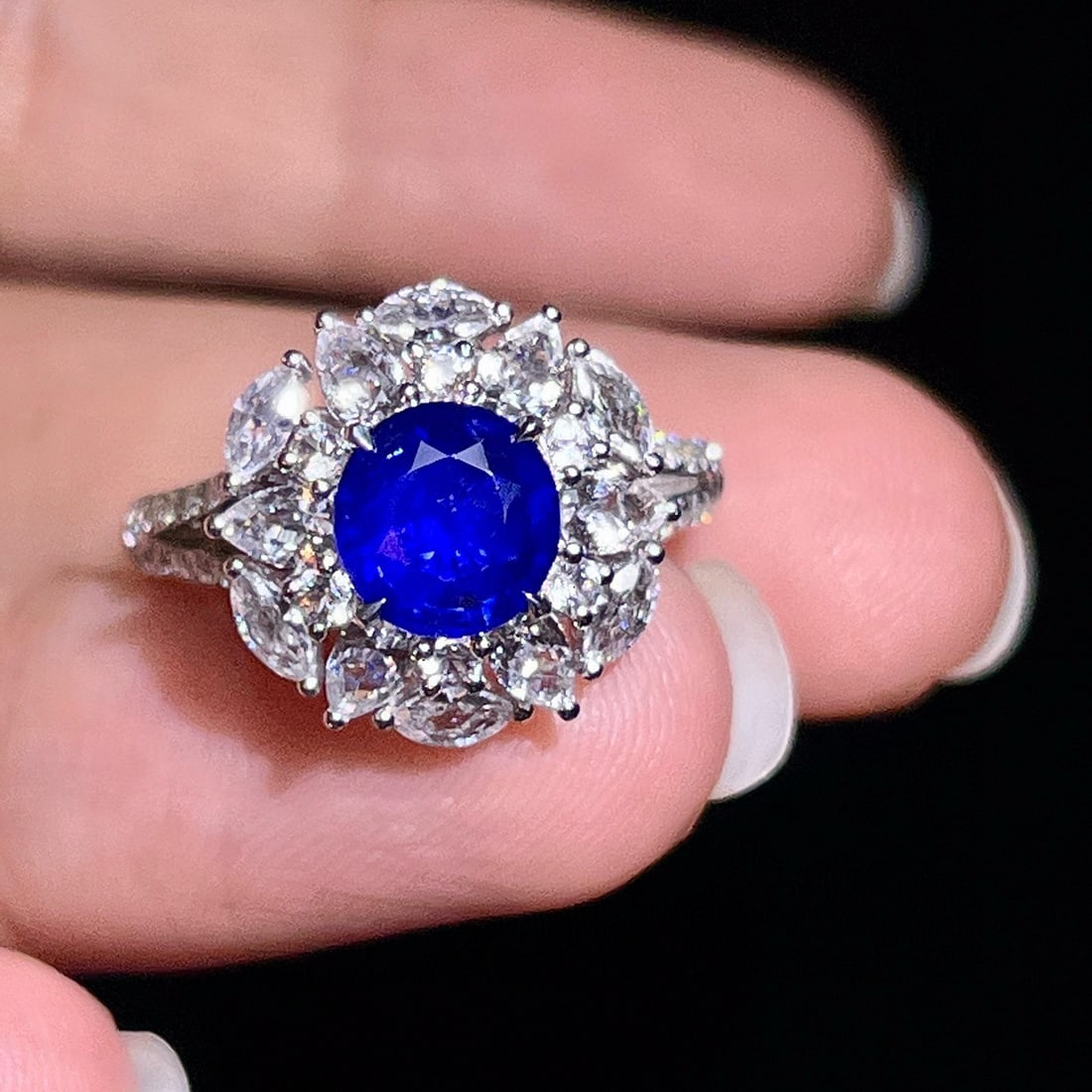 14k Gold 1.87 Ctw Natural Sapphire & Diamond Ring/pendant( Without Chain ): Ref:230984285 // gold content:14k gold // ring size:7. 25us // // main gemstone:sapphire // shape:oval // carat weight:1. 62ct // color:royal blue // treatment:natural // // adjacent gemstone 2 : diam