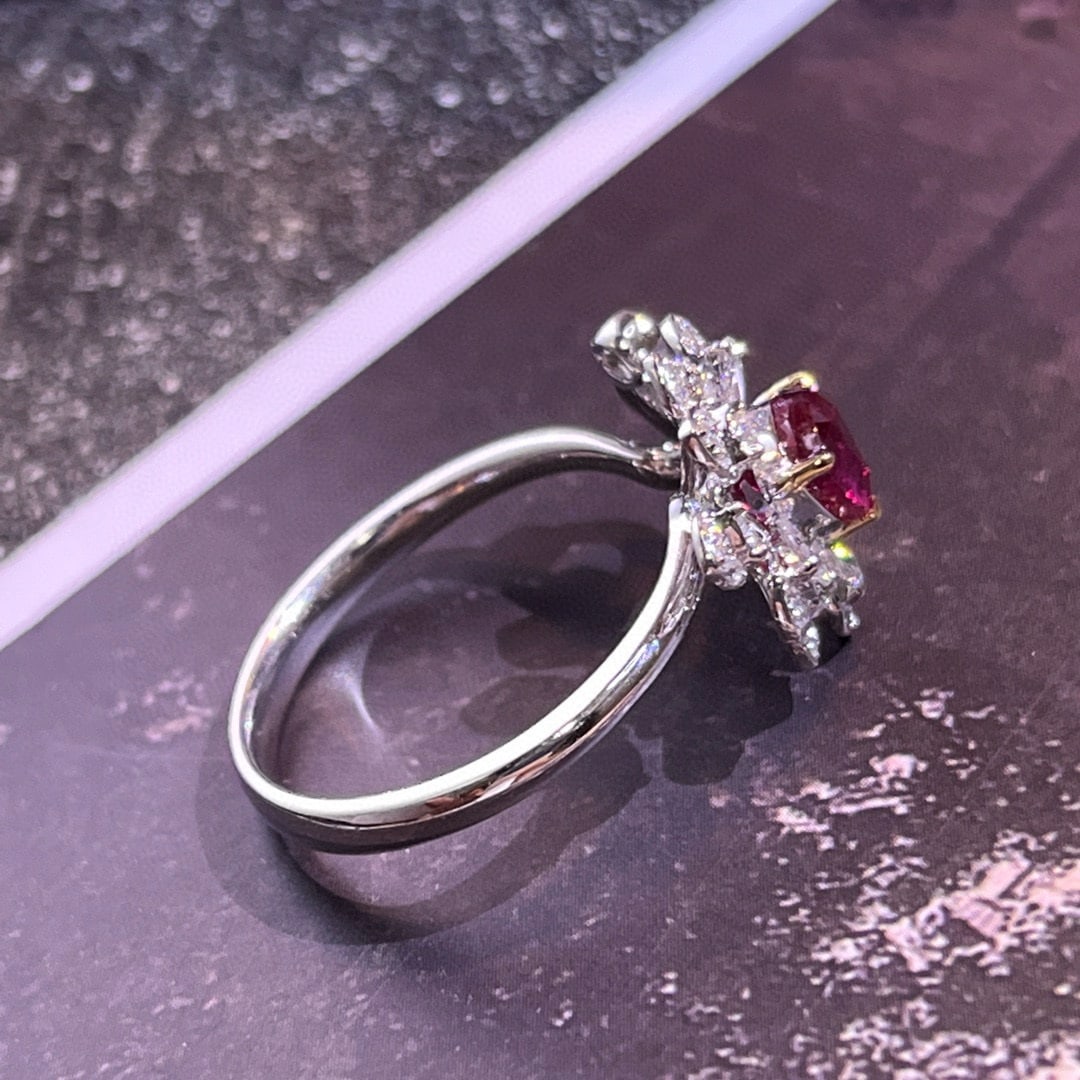 14k Gold 1.54 Ctw Natural Ruby & Diamond Ring - 4