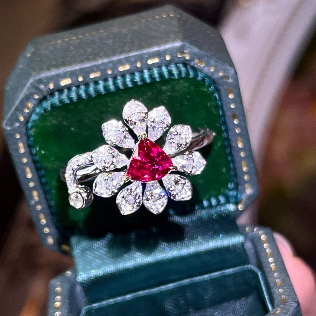 14k Gold 1.54 Ctw Natural Ruby & Diamond Ring - 6