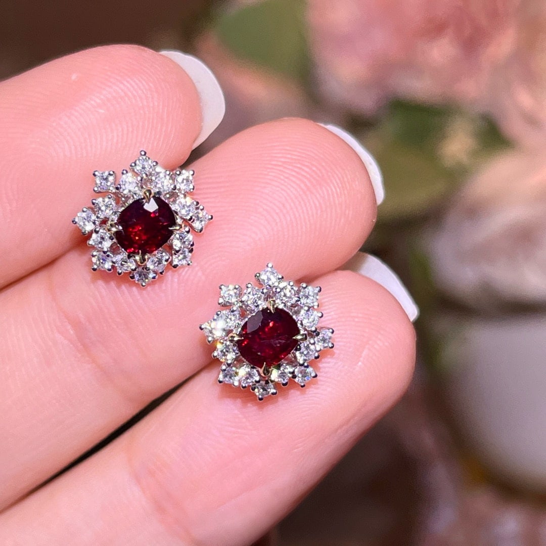 14k Gold 1.23 Ctw Natural Ruby & Diamond Earrings - 5