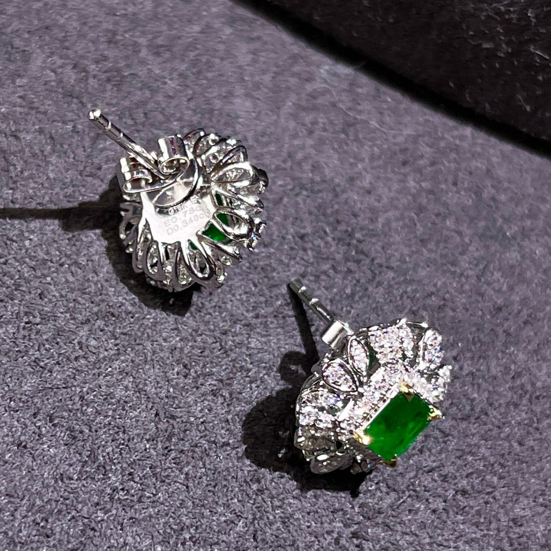 14k Gold 1.13 Ctw Vivid Green Natural Emerald & Diamond Earrings - 3