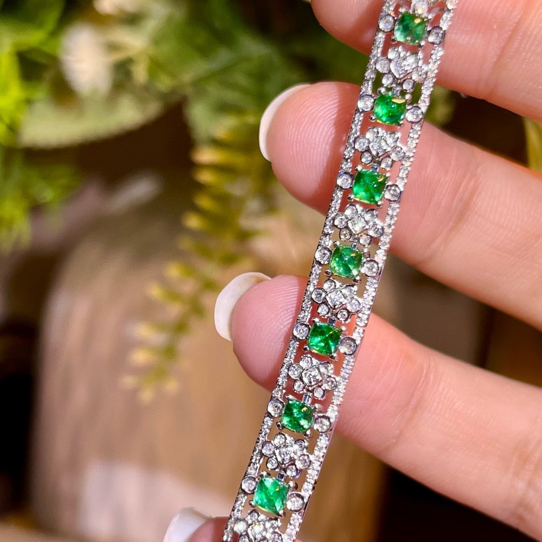 14k Gold 3.98 Ctw Vivid Green Natural Emerald & Diamond Bracelet - 4