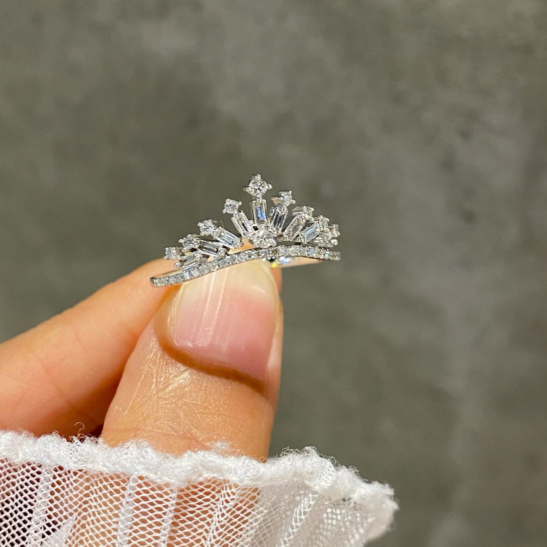 14k Gold 0.4 Ct Natural H Diamond Ring - 2
