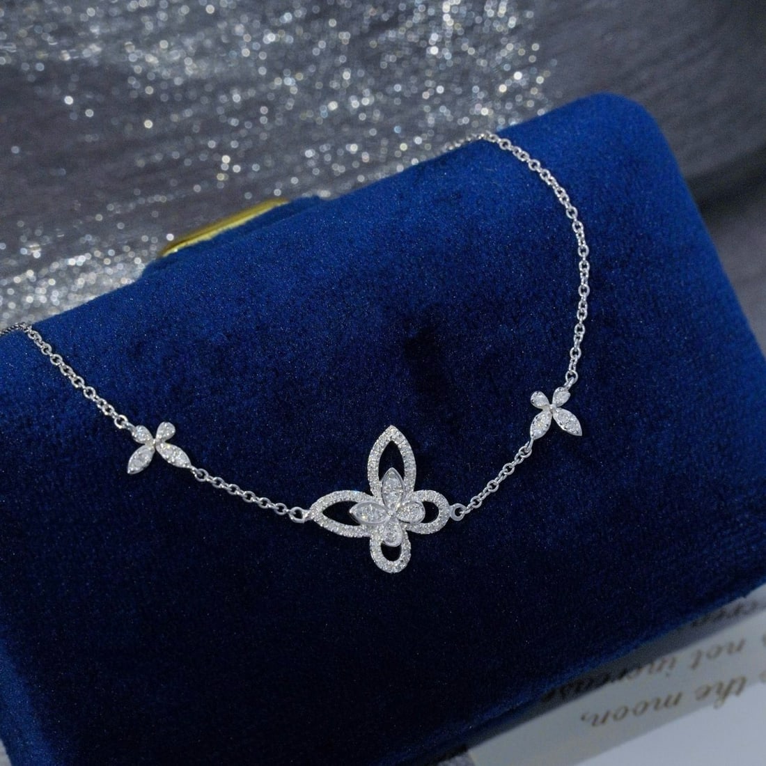 14k Gold 0.47 Ct Natural H Diamond & Butterfly Bracelet: Ref:230984304 // gold content:14k gold // main gemstone:diamond // shape:round // carat weight:0. 47ct // clarity grade:vs-si // color:h // treatment:natural // cut grade:g // Condition: New High