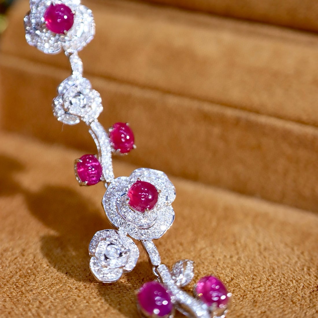14k Gold 5.98 Ctw Natural Ruby & Diamond Bracelet - 4