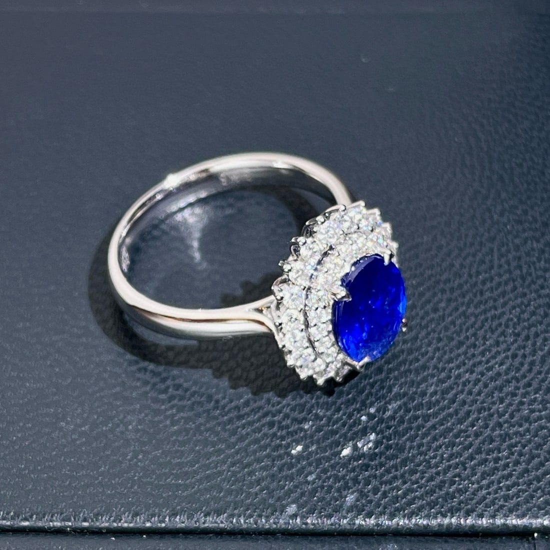 14k Gold 3.05 Ctw Natural Sapphire & Diamond Ring - 4