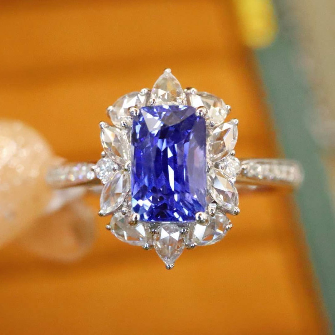 14k Gold 1.85 Ctw Natural Sapphire & Diamond Ring: Ref:230984321 // gold content:14k gold // ring size:7. 25us // // main gemstone:sapphire // shape:cushion // carat weight:1. 55ct // color:cornflower blue // treatment:natural // // adjacent gemstone
