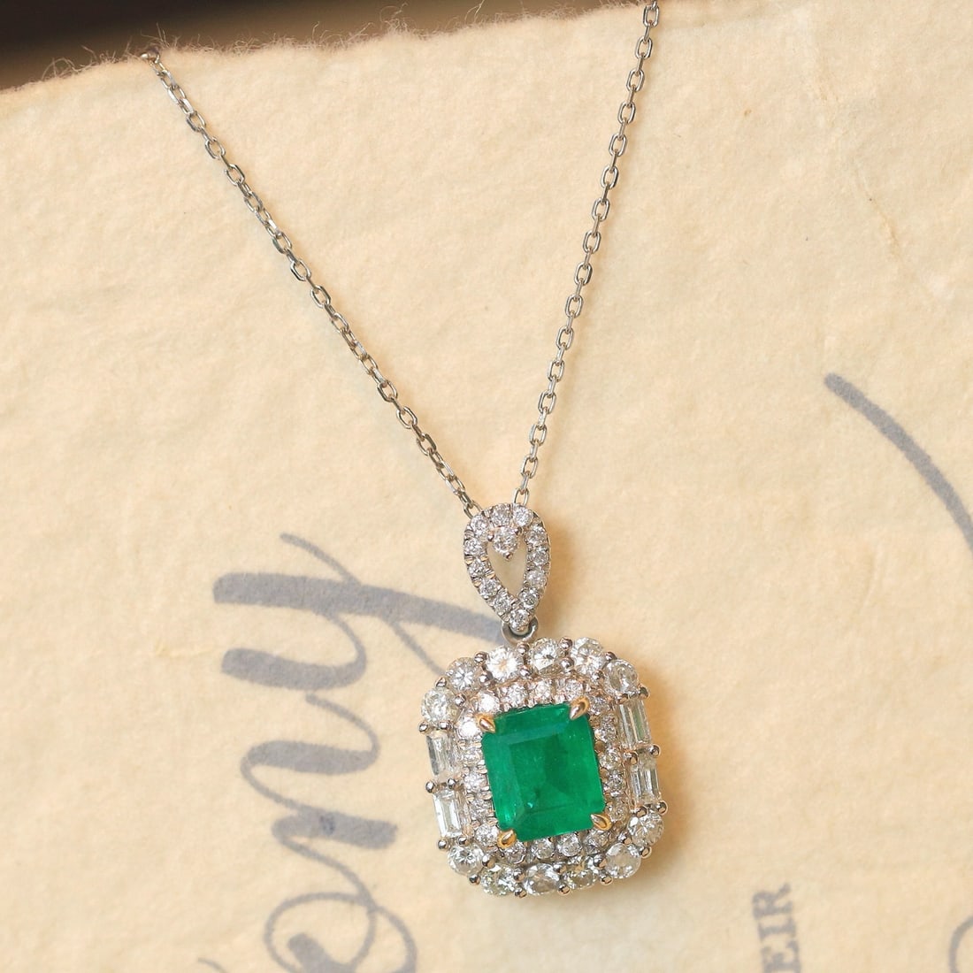 14k Gold 1.78 Ctw Vivid Green Natural Emerald & Diamond Pendant( Without Chain ) - 5