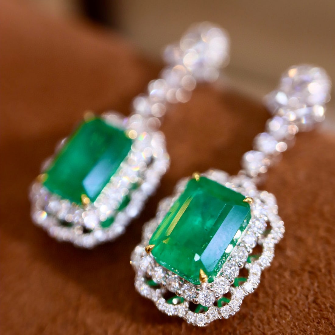 14k Gold 5.75 Ctw Vivid Green Natural Emerald & Diamond Earrings - 7