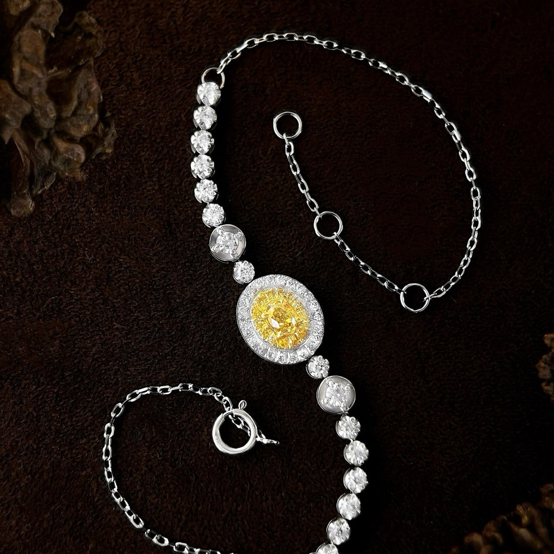 14k Gold 0.60 Ctw Natural Yellow Diamond & Diamond Bracelet - 5