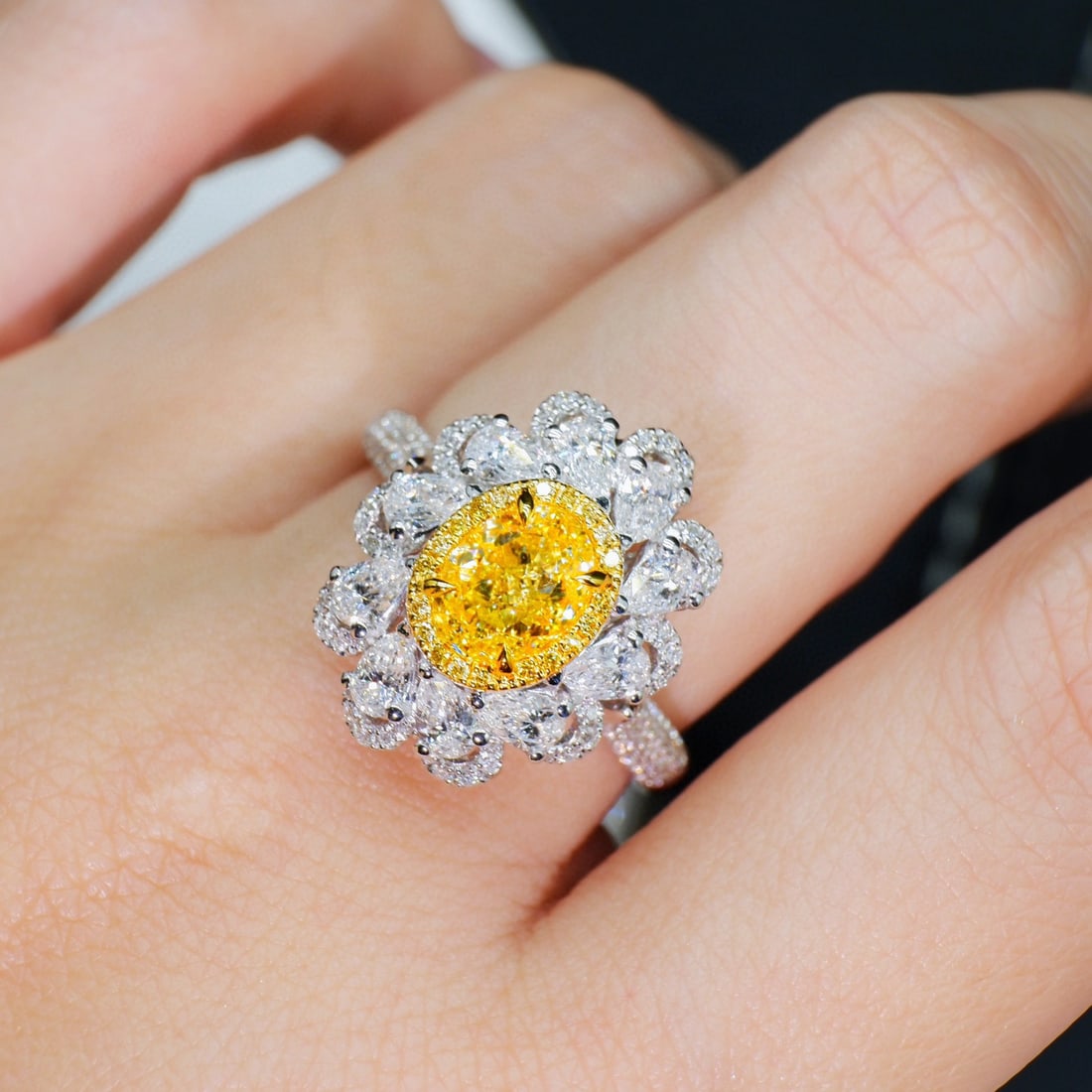 Gia Certified 14k Gold 2.09 Ctw Natural Yellow Diamond & Diamond Ring/pendant( Without Chain ) - 2
