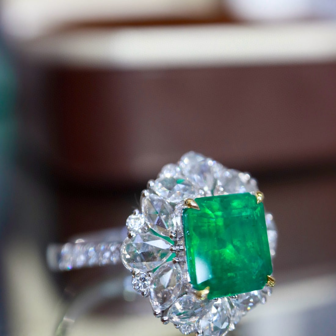 14k Gold 3.31 Ctw Natural Emerald & Diamond Ring - 2