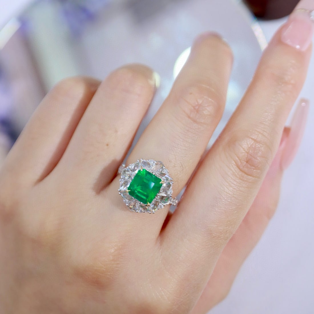 14k Gold 3.31 Ctw Natural Emerald & Diamond Ring - 4