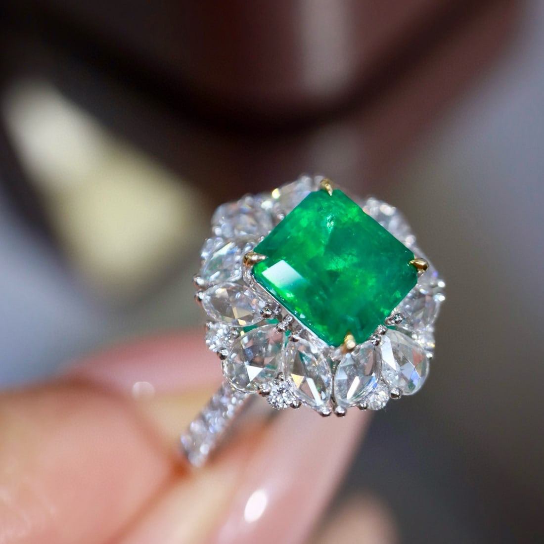 14k Gold 3.31 Ctw Natural Emerald & Diamond Ring - 8