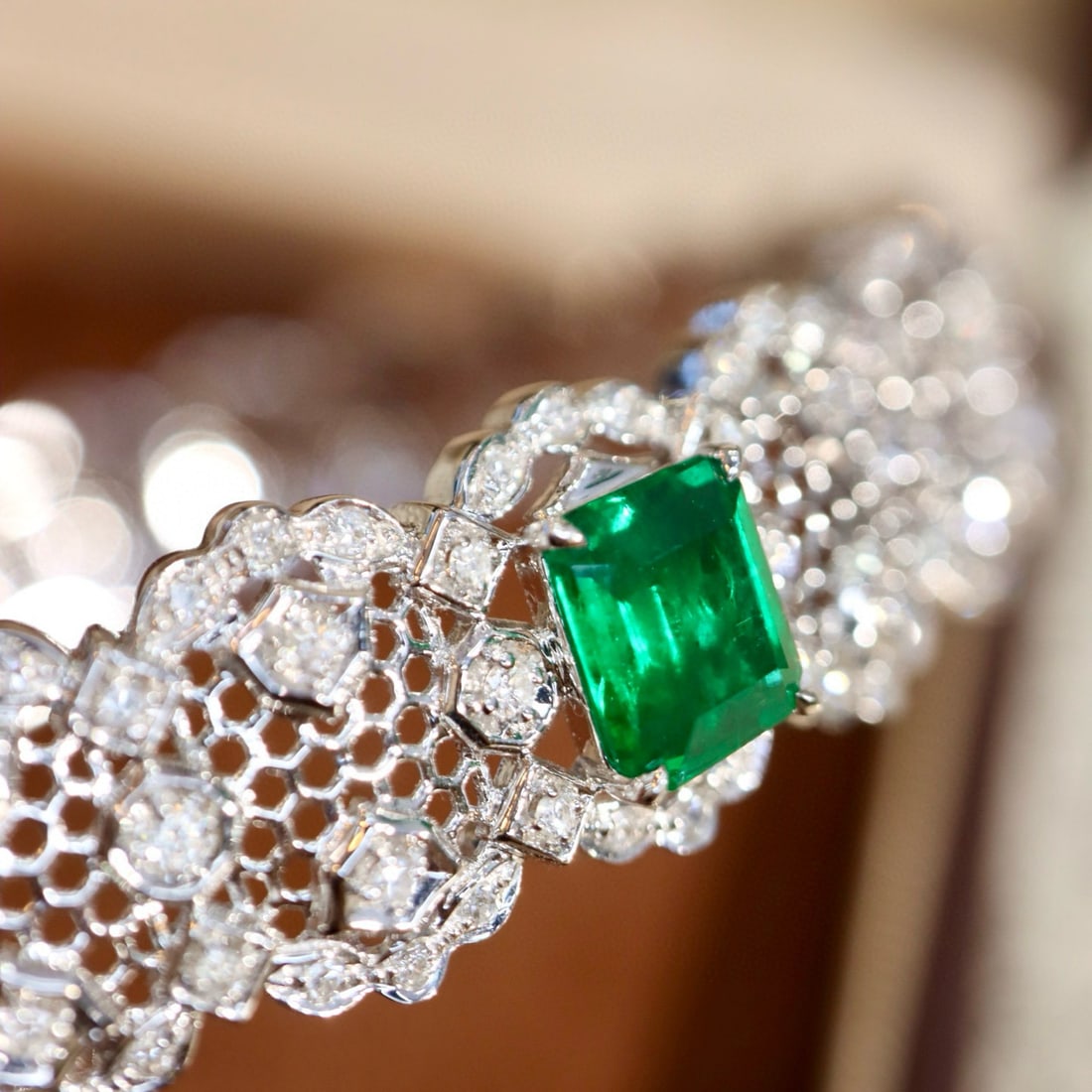 14k Gold 2.34 Ctw Vivid Green Natural Emerald & Diamond Bangle - 3