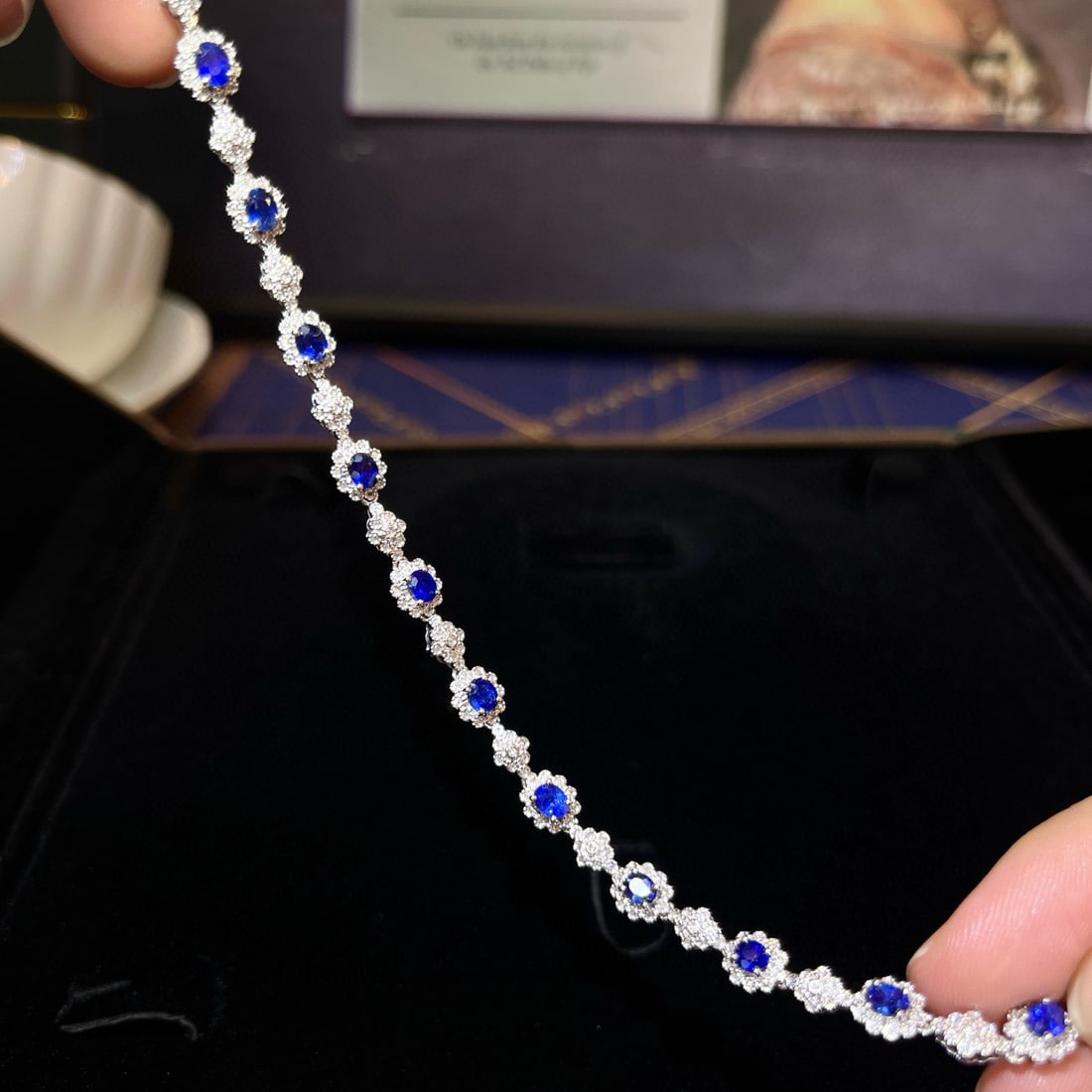 14k Gold 3.21 Ctw Natural Sapphire & Diamond Bracelet: Ref:230984371 // gold content:14k gold // main gemstone:sapphire // shape:oval // carat weight:2. 76ct // color:royal blue // treatment:natural // // adjacent gemstone 2 : diamond // number of stones: