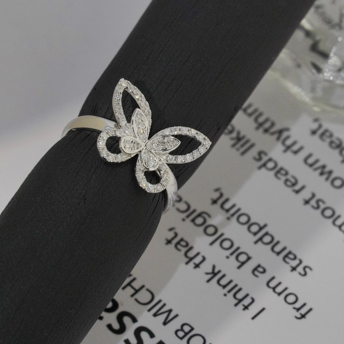 14k Gold 0.35 Ct Natural H Diamond Ring - 4