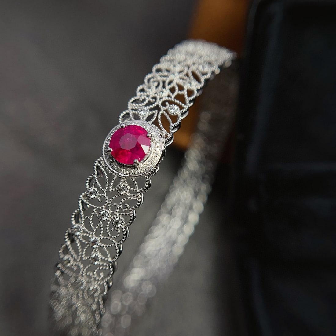14k Gold 1.15 Ct Natural Ruby & Sapphire Bangle: Ref:230984386 // gold content:14k gold // main gemstone:ruby // shape:round // carat weight:1. 15ct // color:red // treatment:natural // cut grade:g // // adjacent gemstone 2 : sapphire // number of s