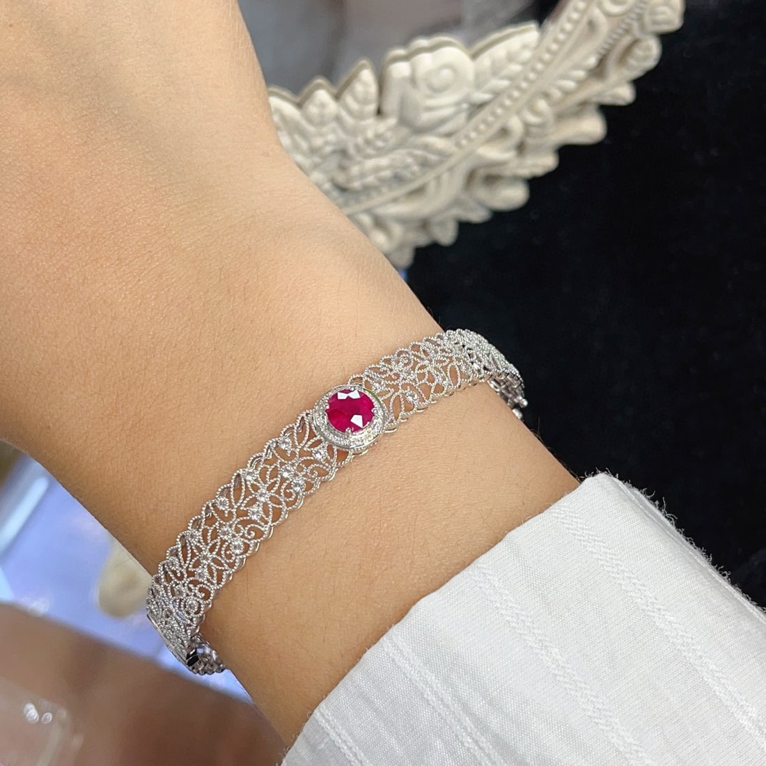 14k Gold 1.15 Ct Natural Ruby & Sapphire Bangle - 2