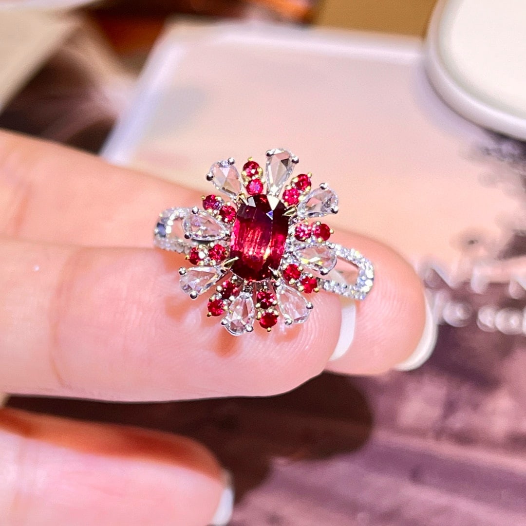 14k Gold 1.45 Ctw Natural Ruby & Diamond Ring/pendant( Without Chain ): Ref:230984387 // gold content:14k gold // ring size:7. 25us // // main gemstone:ruby // shape:oval // carat weight:1. 04ct // color:pigeonblood red // treatment:natural // // adjacent gemstone 2 :