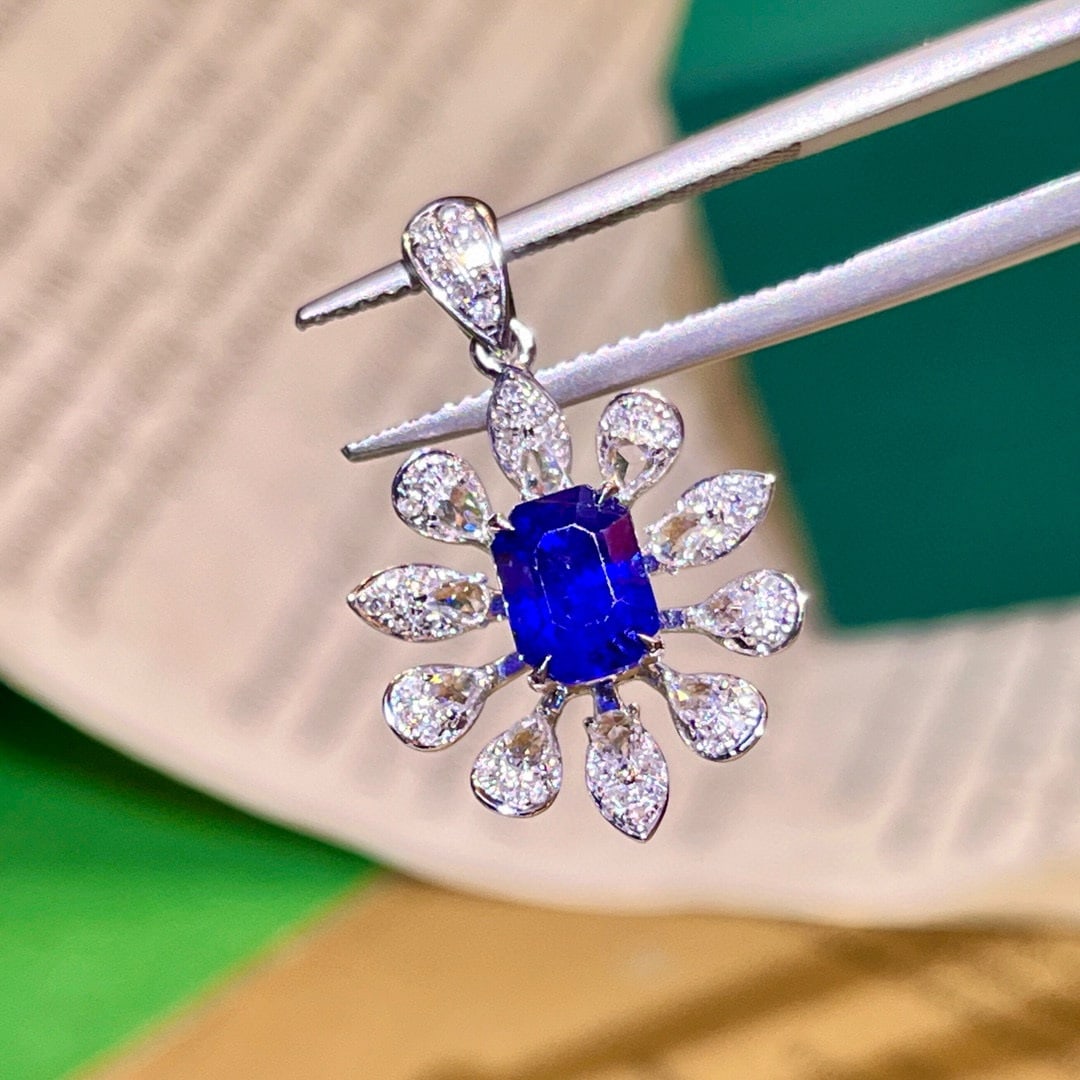 14k Gold 2.18 Ctw Natural Sapphire & Diamond Pendant( Without Chain ) - 7