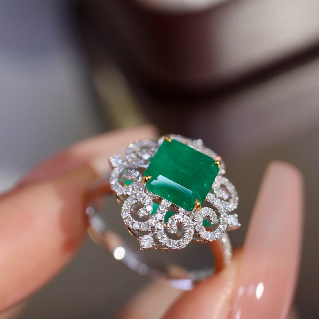 14k Gold 2.19 Ctw Natural Emerald & Diamond Ring - 7