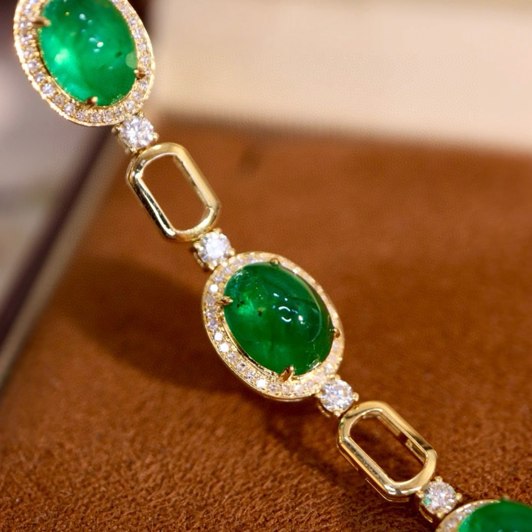 14k Gold 9.86 Ctw Vivid Green Natural Emerald & Diamond Bracelet - 4