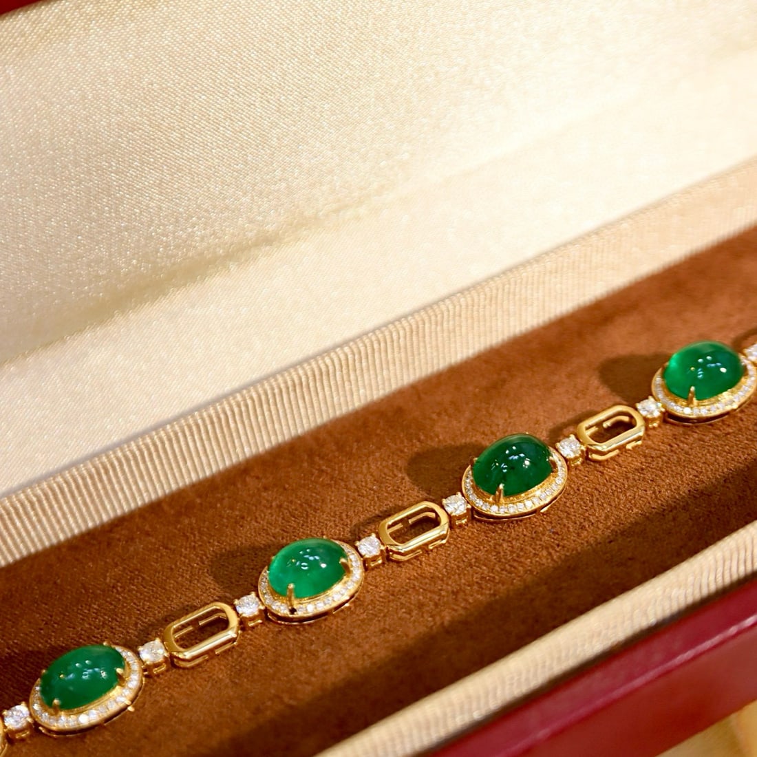 14k Gold 9.86 Ctw Vivid Green Natural Emerald & Diamond Bracelet - 6