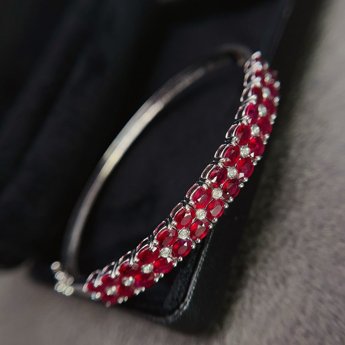 14k Gold 7.20 Ct Natural Ruby & Diamond Bangle - 5