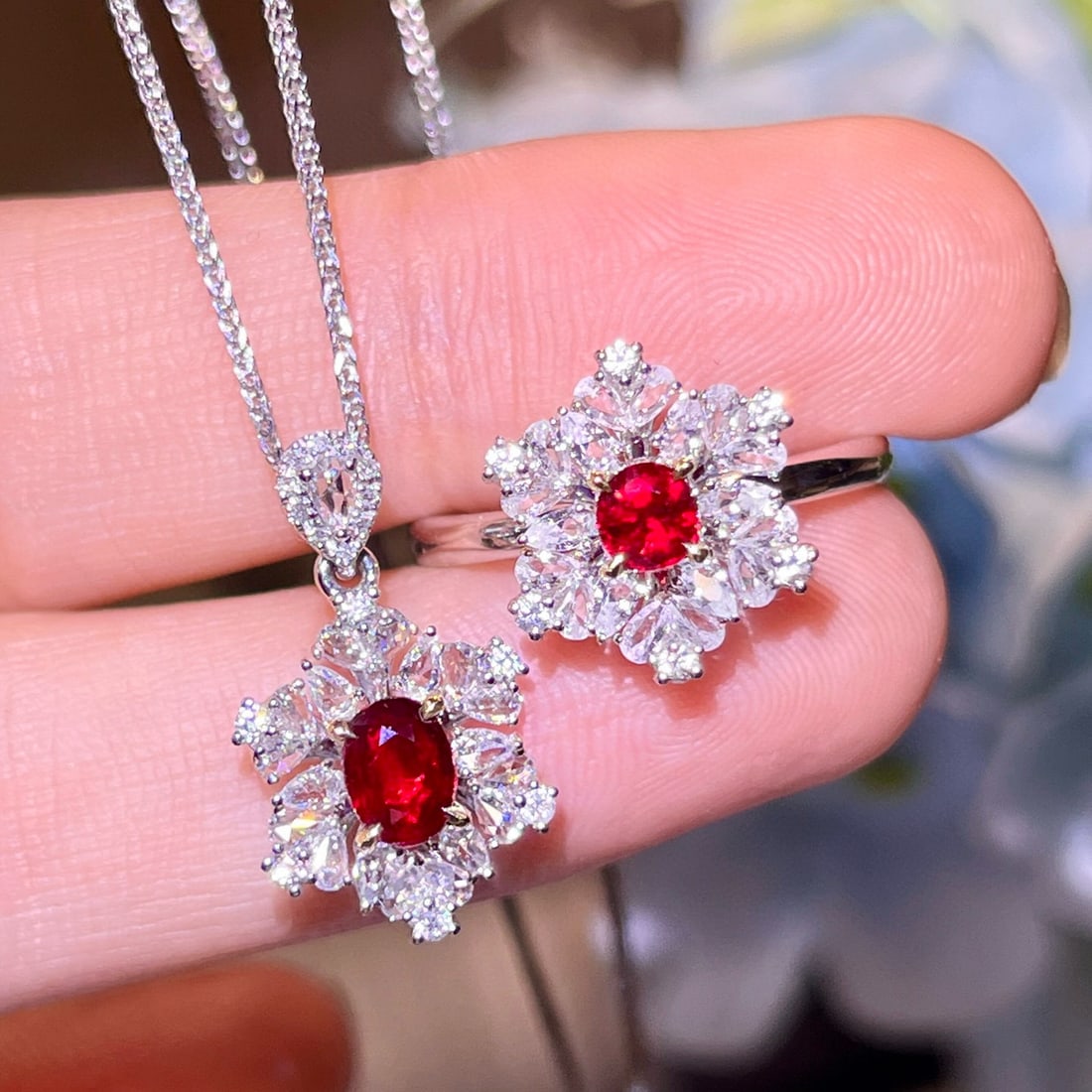 14k Gold 0.95 Ct Natural Ruby & Diamond Jewelry Set - 2