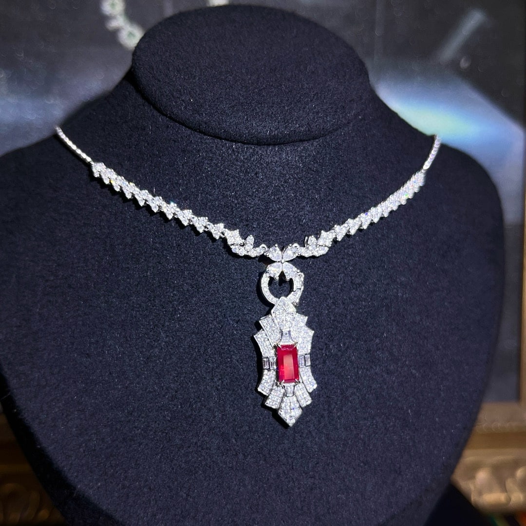 14k Gold 1.32 Ctw Natural Ruby & Diamond Pendant( Without Chain ): Ref:230984405 // gold content:14k gold // main gemstone:ruby // shape:rectangle // carat weight:0. 85ct // color:pigeonblood red // treatment:natural // // adjacent gemstone 2 : diamond // number of