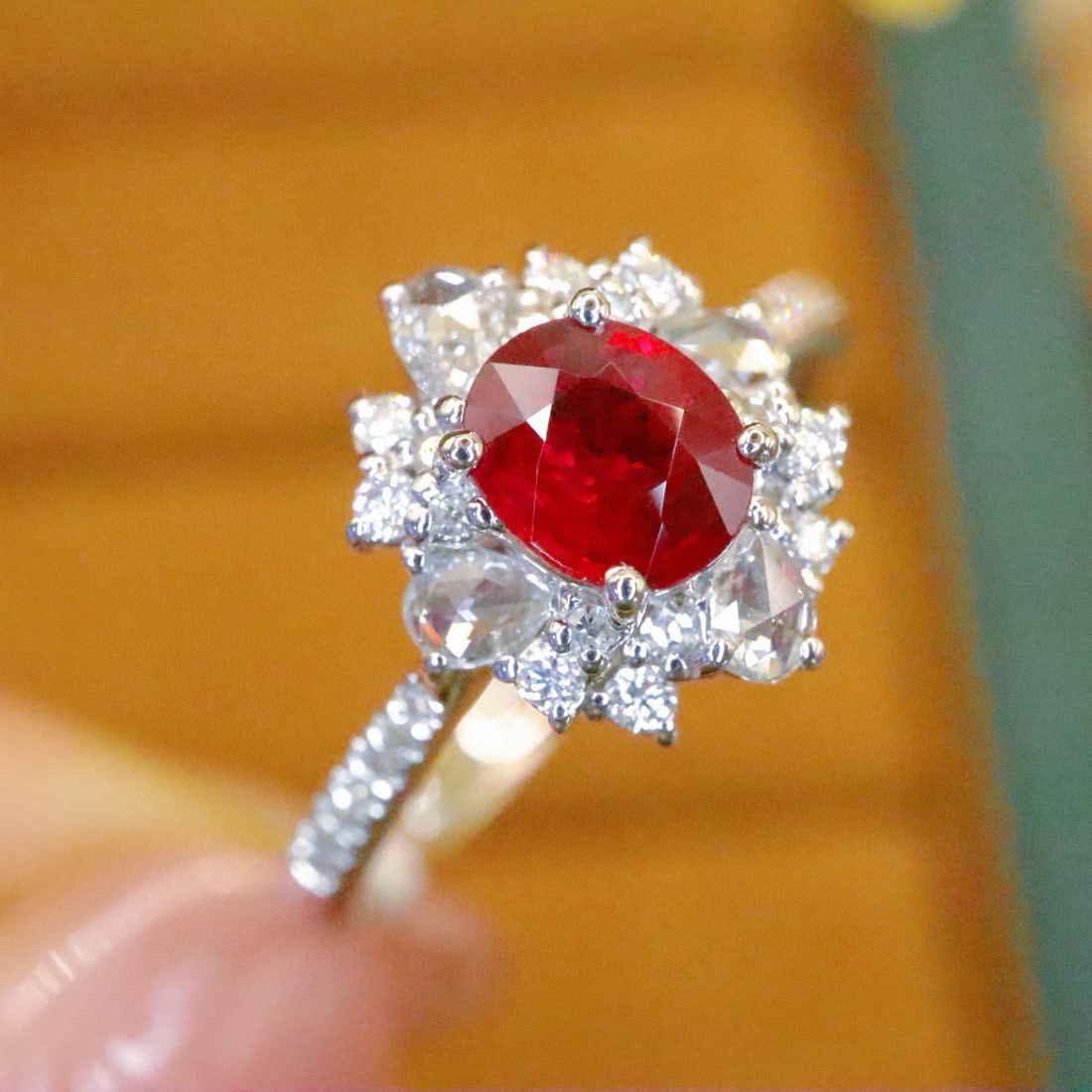 14k Gold 0.83 Ctw Natural Ruby & Diamond Ring - 3