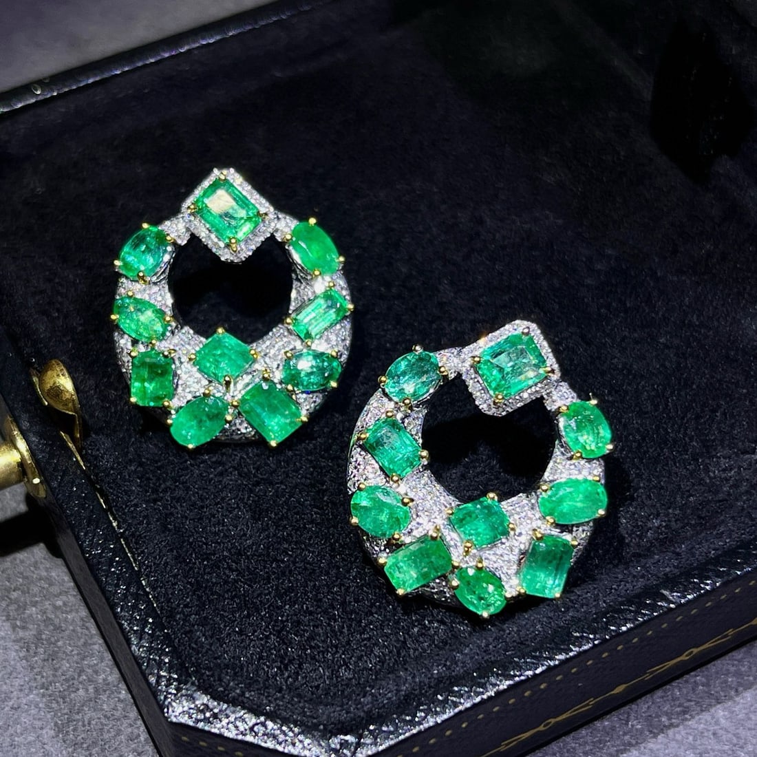 14k Gold 5.41 Ctw Vivid Green Natural Emerald & Diamond Earrings - 2