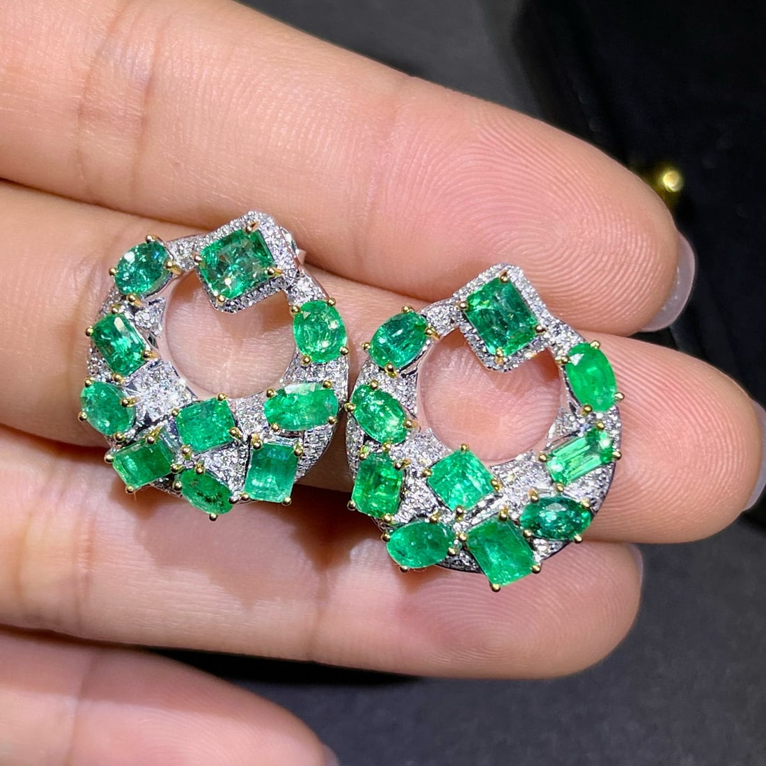 14k Gold 5.41 Ctw Vivid Green Natural Emerald & Diamond Earrings - 4