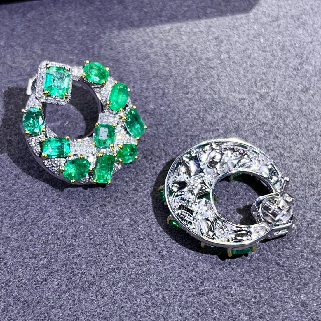 14k Gold 5.41 Ctw Vivid Green Natural Emerald & Diamond Earrings - 6